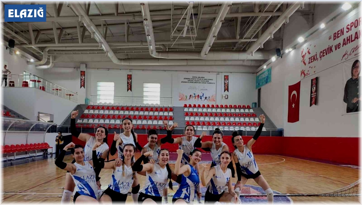 TVF Kadınlar 2. Lig: Ada Koleji Zeugma: 1 - Elazığ Belediyesi Voleybol: 3