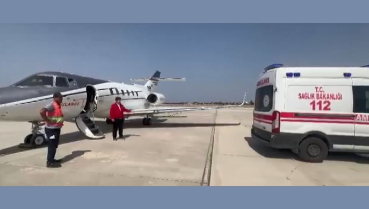 Uçak ambulans 14 yaşındaki çocuk için havalandı