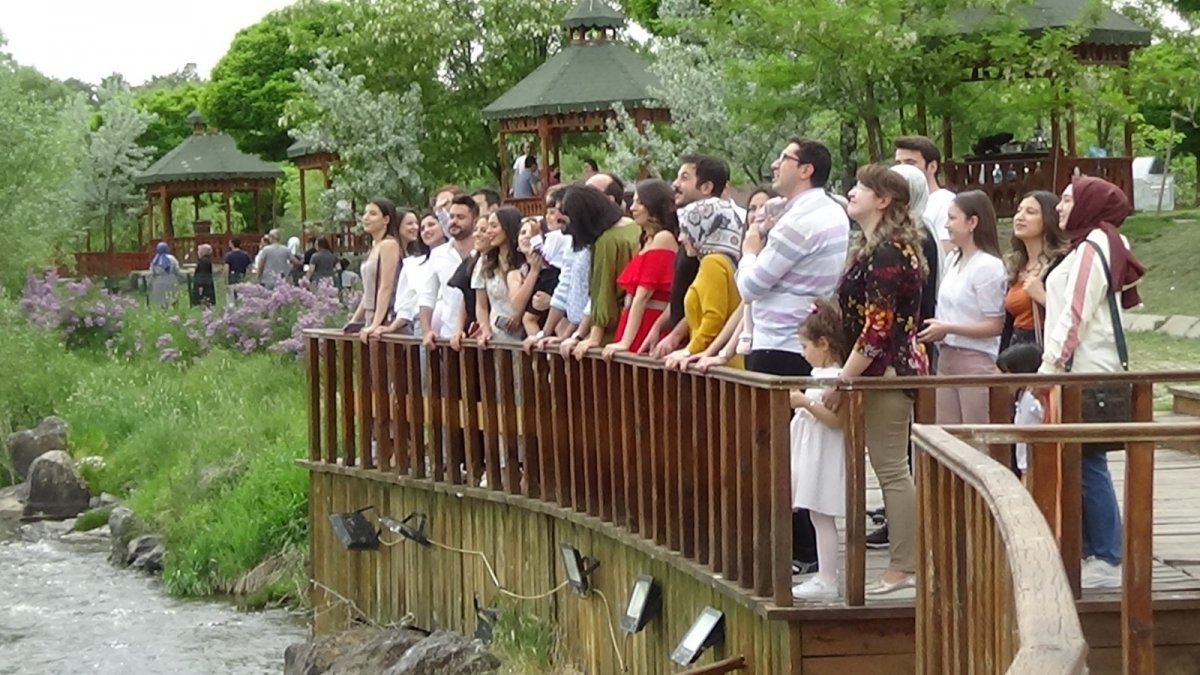 Uçan balıkların muhteşem göçü devam ediyor