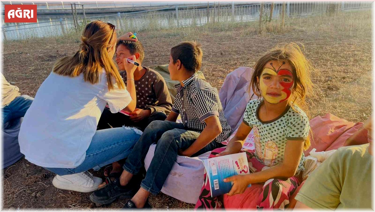 UDER, 8 Eylül Dünya Okuma Yazma günü kapsamında çocuklarla buluştu