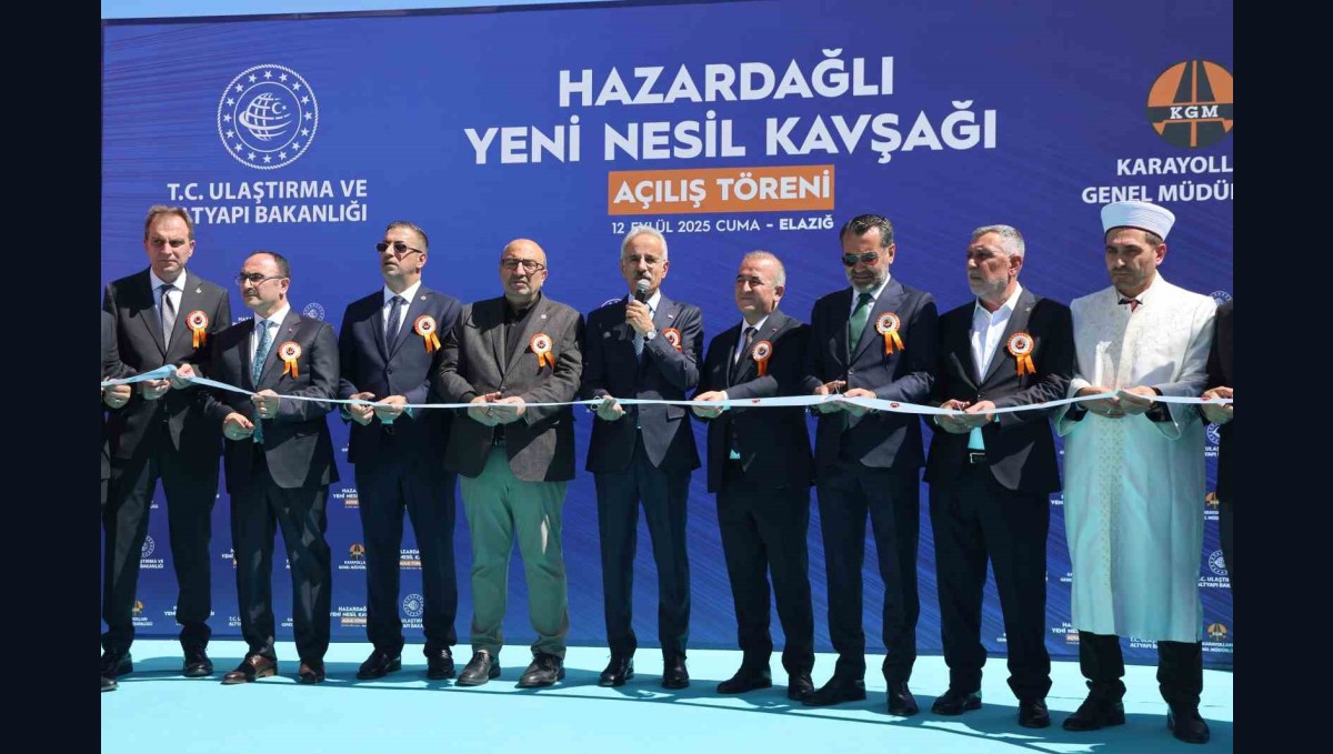 Ulaştırma ve Altyapı Bakanı Uraloğlu: "Elazığ'a 54 milyar 252 milyonluk yatırımlar gerçekleştirdik"