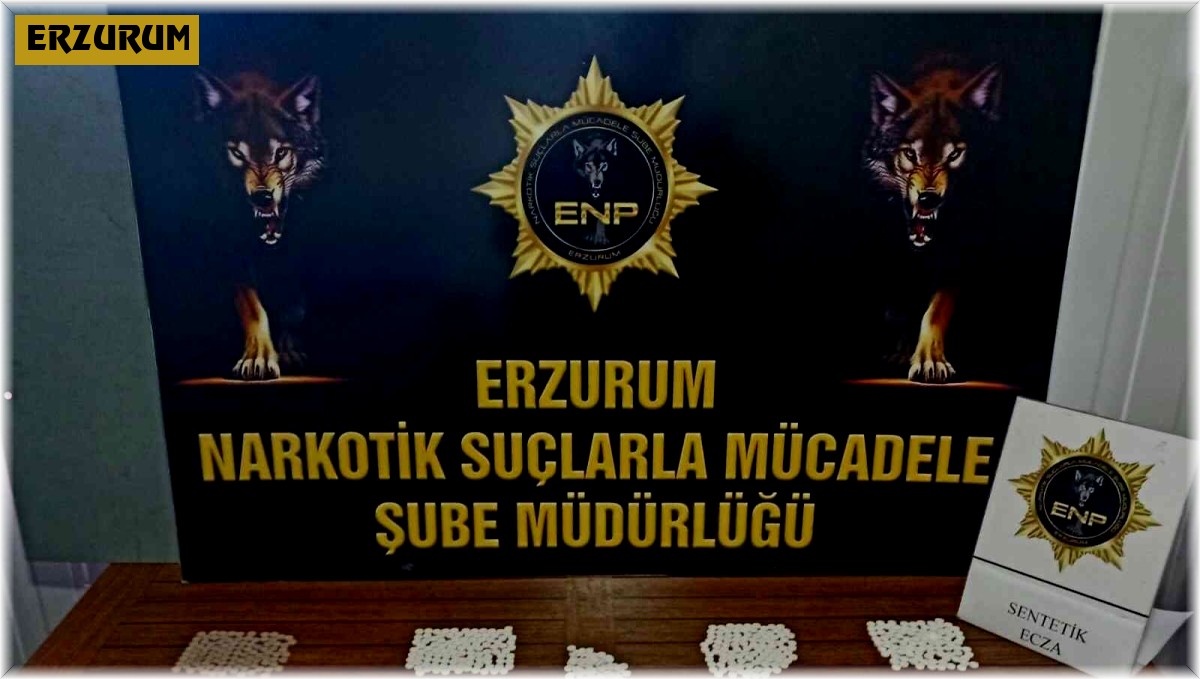 Uluslararası yolcu otobüsünde kırmızı reçeteli hap ele geçirildi