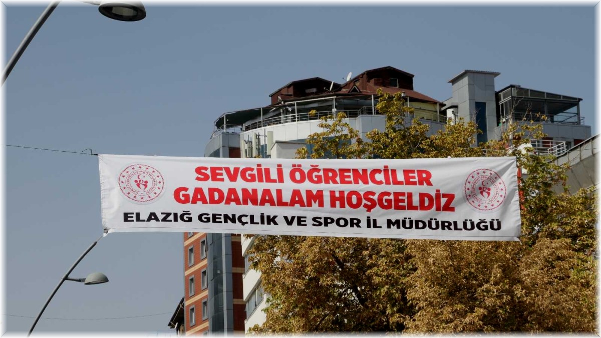 Üniversite öğrencileri Elazığ şivesi ile karşılandı
