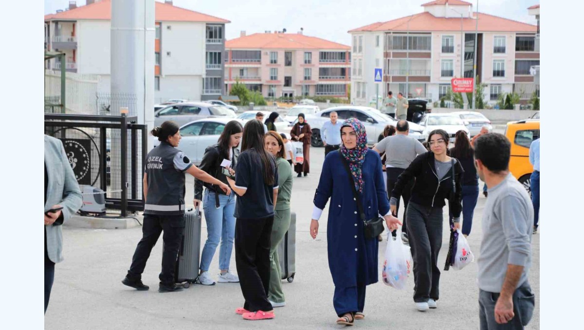 Üniversite öğrencileri Tulum Peyniri ve Cimin Üzümüyle karşılandı