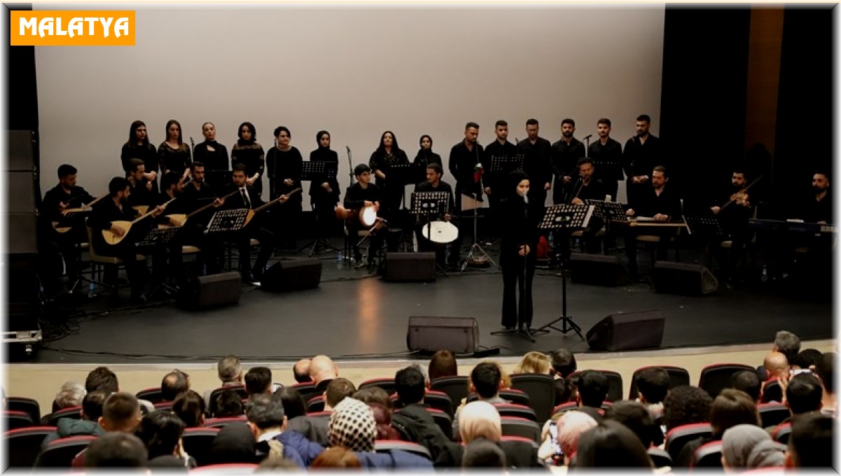 Üniversite öğrencilerinden konser