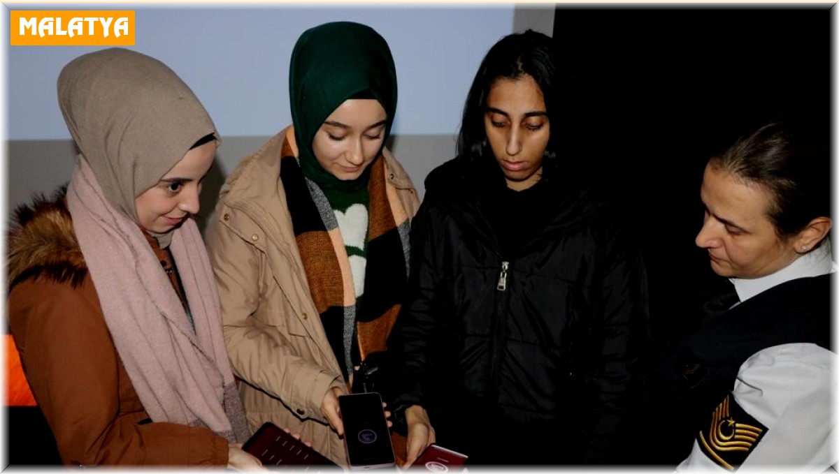 Üniversite öğrencilerine KADES anlatıldı