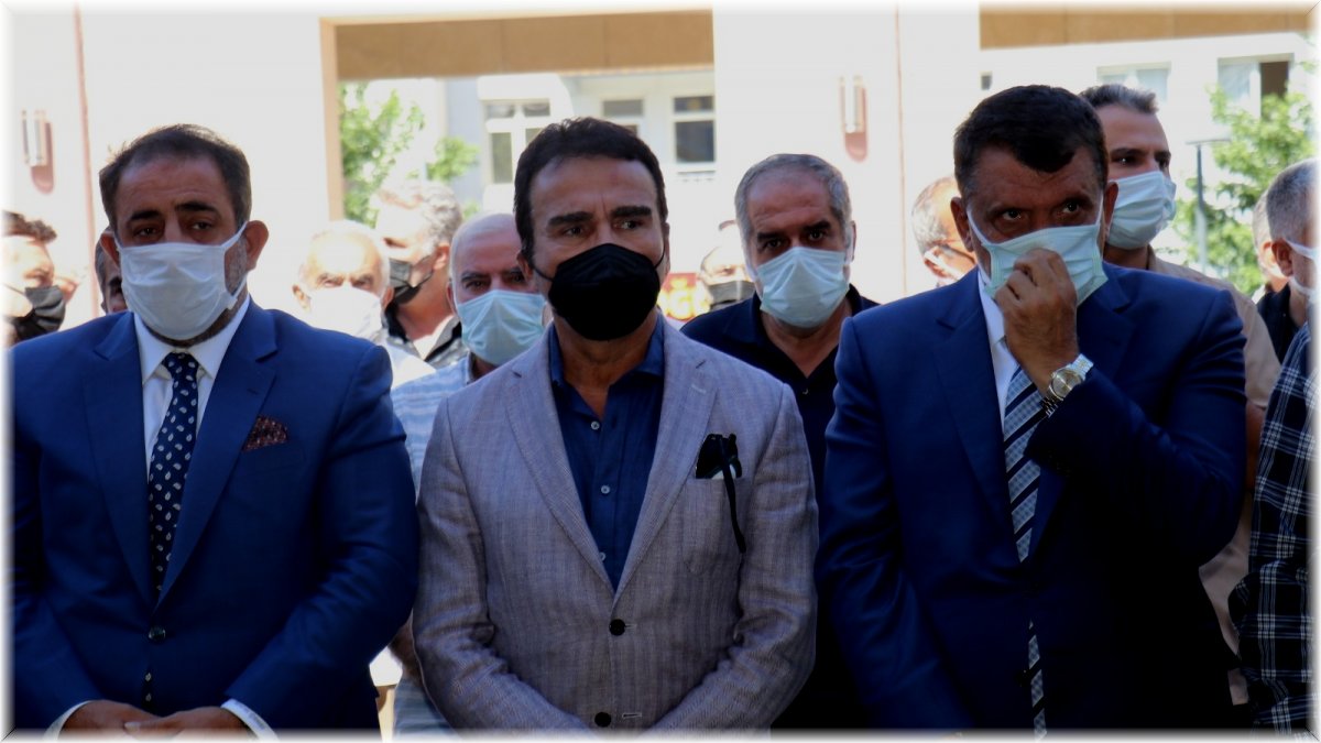 Ünlü sanatçı Alpay’ın acı günü