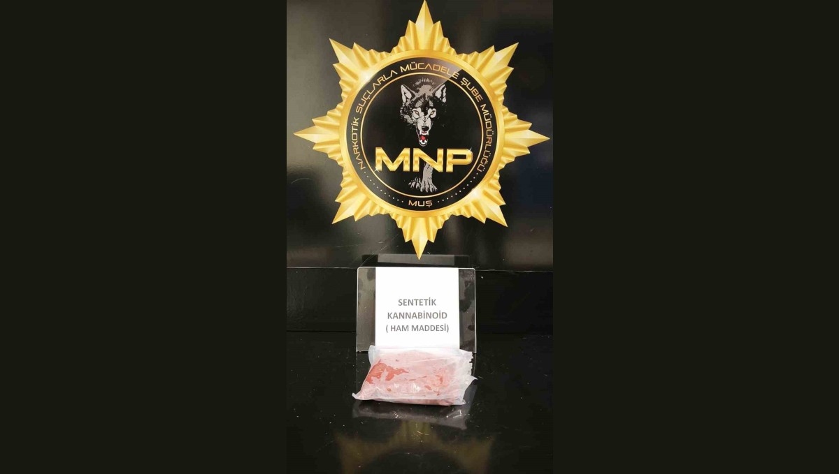 Uygulama noktasında uyuşturucu darbesi: 30 milyon TL'lik uyuşturucuyla yakalandı