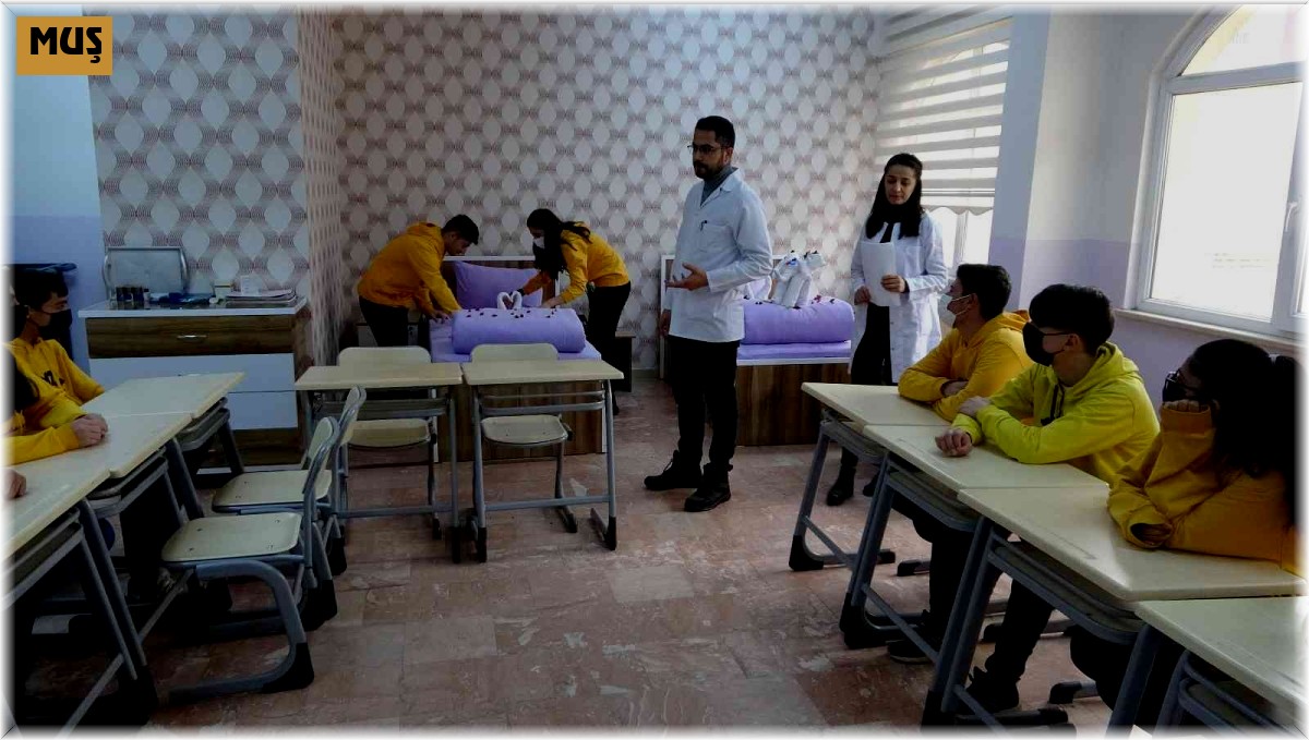 Uygulama otelinde yetiştirilen öğrenciler Türkiye'nin turizmine katkı sağlıyor