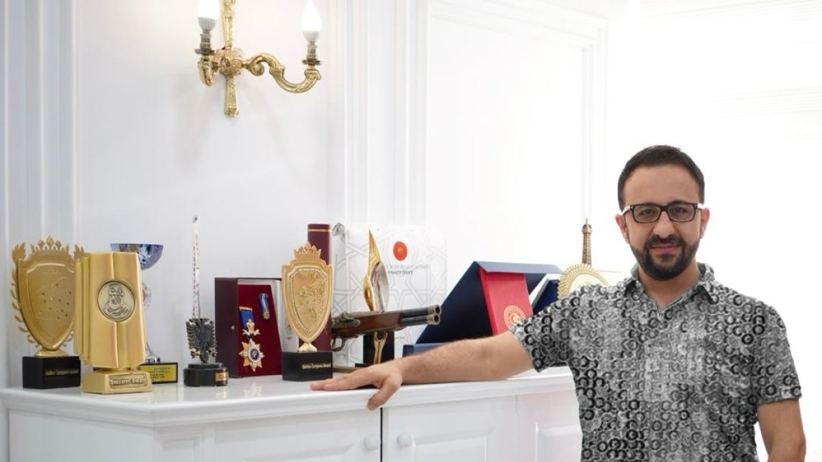 Uzmanından microblading önerisi