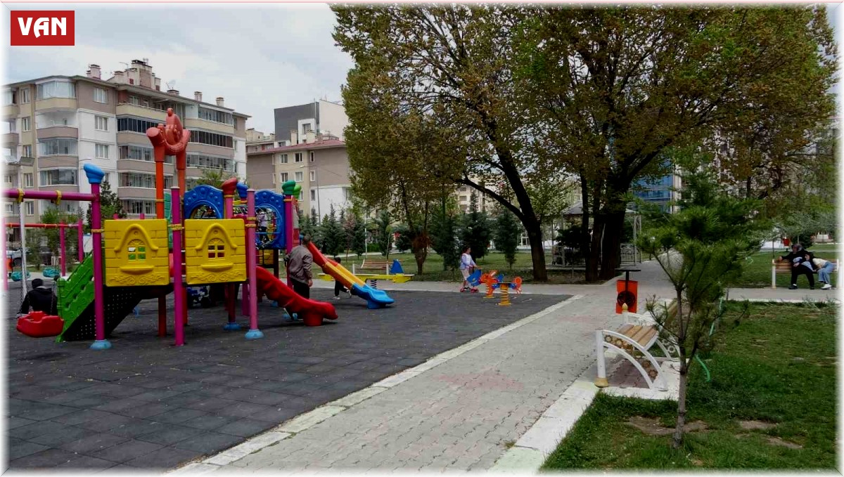 Uzmanlardan kene uyarısı: "Kesinlikle çıplak elle dokunmayın"