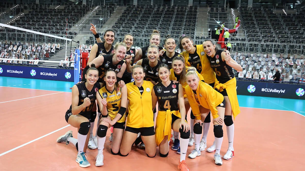 VakıfBank, Polonya'da avantaj peşinde