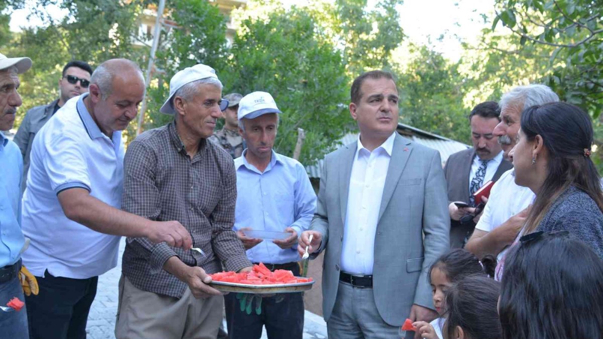 Vali Akbıyık, belediye hizmetlerini denetledi