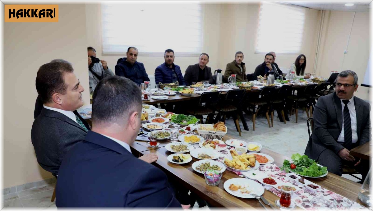 Vali Akbıyık: "Eğitimde büyük mesafe kat ettik"