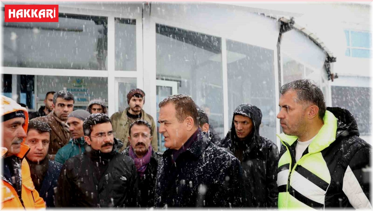 Vali Akbıyık: "Halkımız yekvücut oldu"