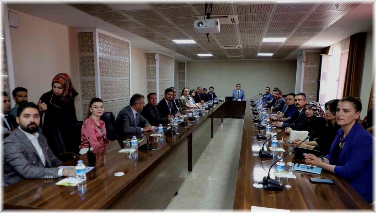 Vali Akbıyık: "Kadınlara yönelik projelerimiz var"