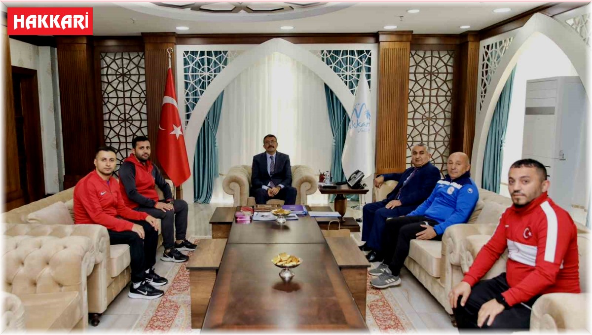 Vali Ali Çelik: " Gençlerimizi spora yönlendirmeli ve onlara bir umut aşılamalıyız"