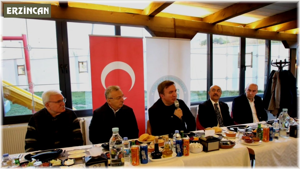 Vali Aydoğdu, EBYÜ Senatosu ile bir araya geldi