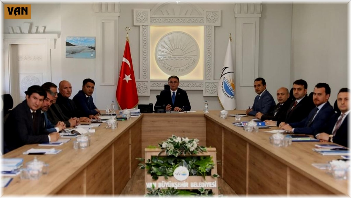 Vali Balcı, büyükşehir belediyesinin yatırımlarıyla ilgili toplantı yaptı