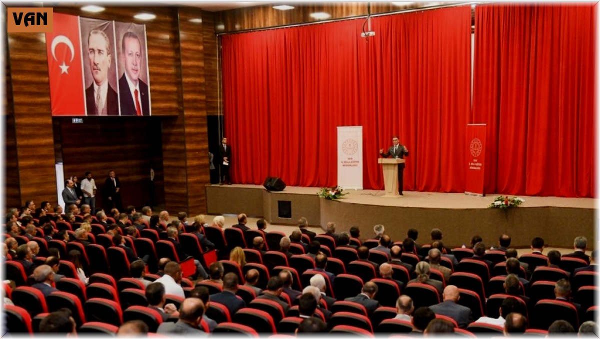 Vali Balcı eğitim camiasıyla bir araya geldi