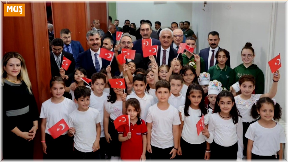 Vali Çakır: "Yavrularımızın okumaktan başka bir şansı yok"