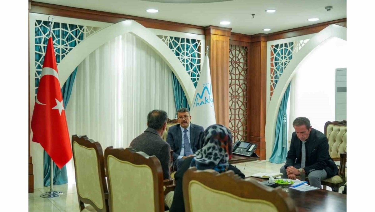 Vali Çelik: "Halkımızın yanındayız"