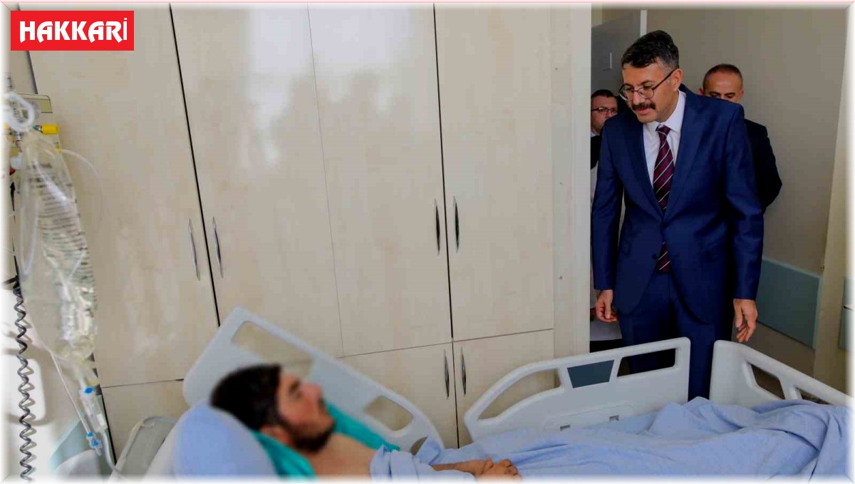 Vali Çelik yaralı askerleri ziyaret etti