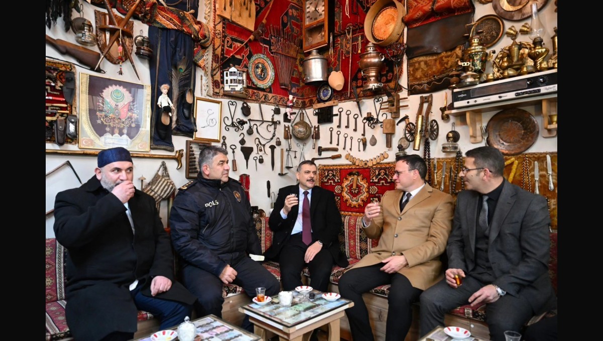 Vali Çiftçi'den esnafa ahde vefa