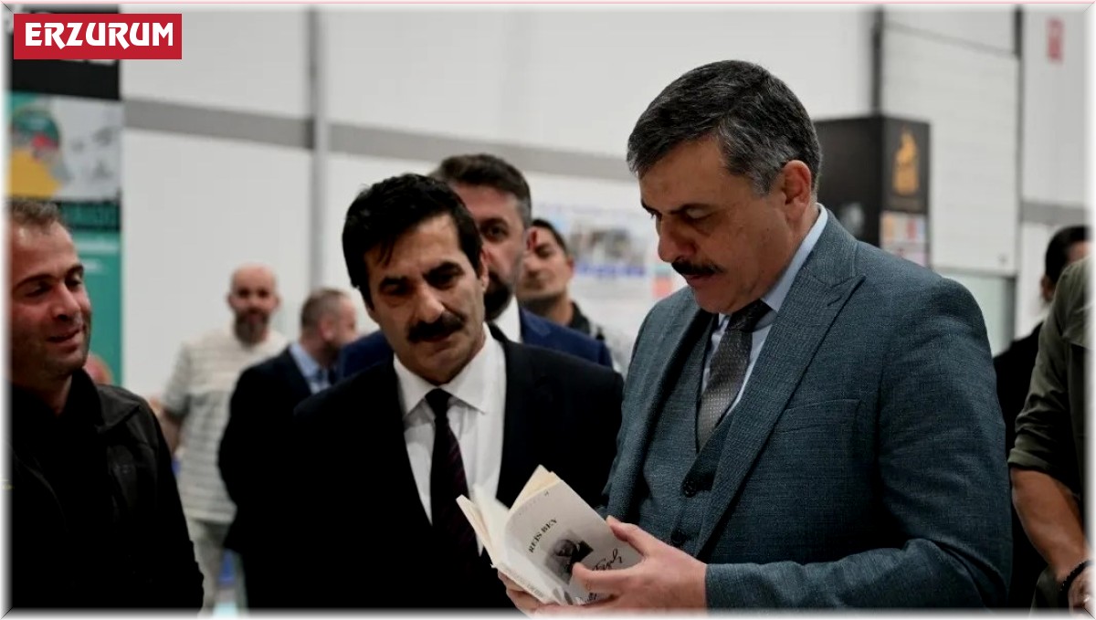 Vali Çiftçi'den Kitap Fuarı'na ziyaret