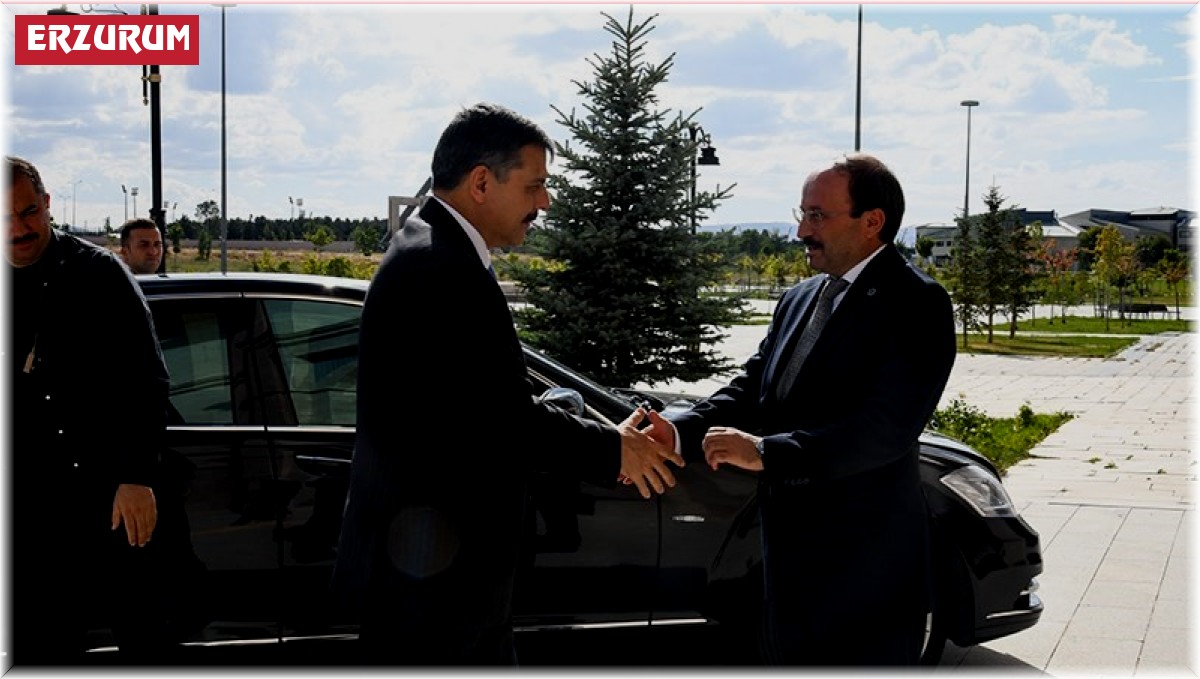 Vali Çiftçi'den Rektör Çakmak'a İade-i Ziyaret