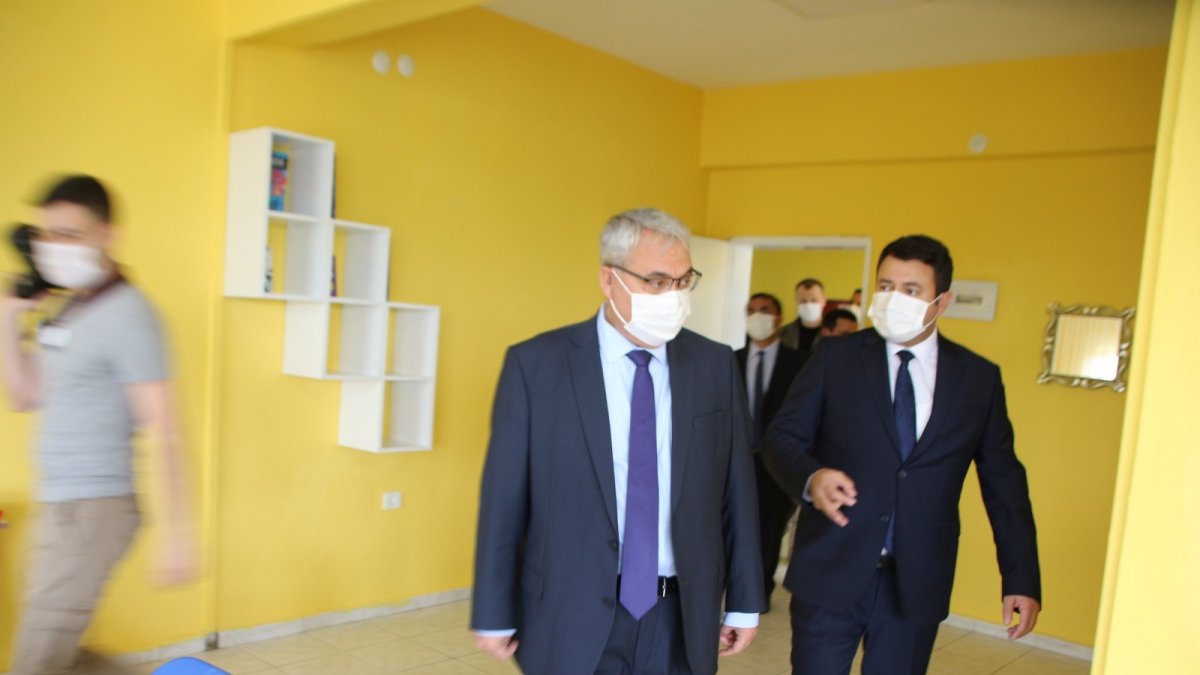 Vali Gündüzöz Varto'da bir dizi incelemelerde bulundu