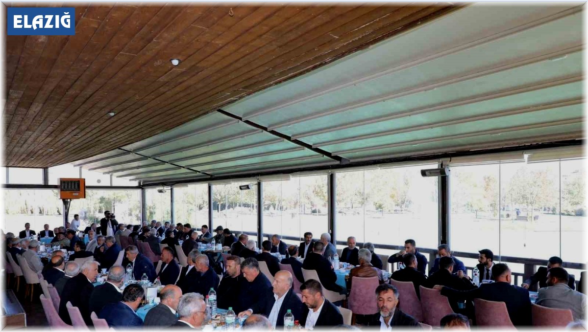 Vali Hatipoğlu ve Başkan Şerifoğulları, muhtarlarla bir araya geldi