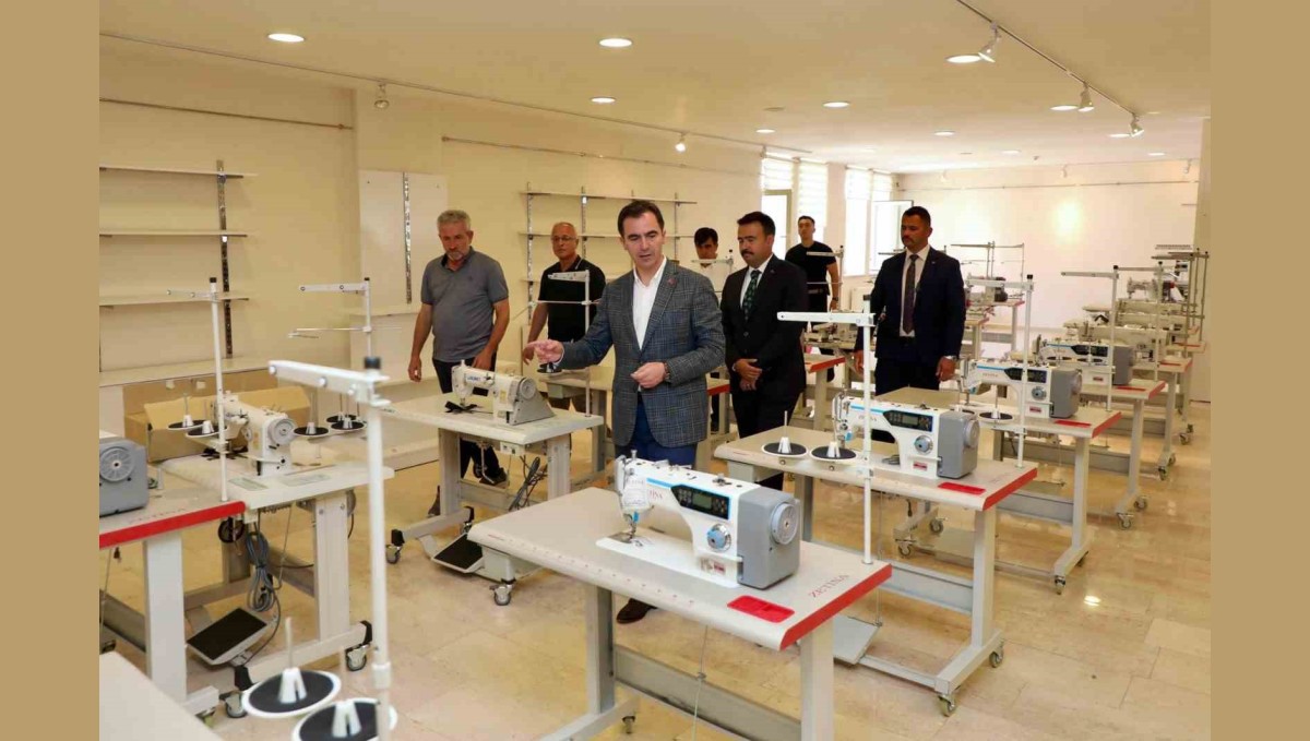 Vali Karkaya'dan Ahlat'ta ziyaretler