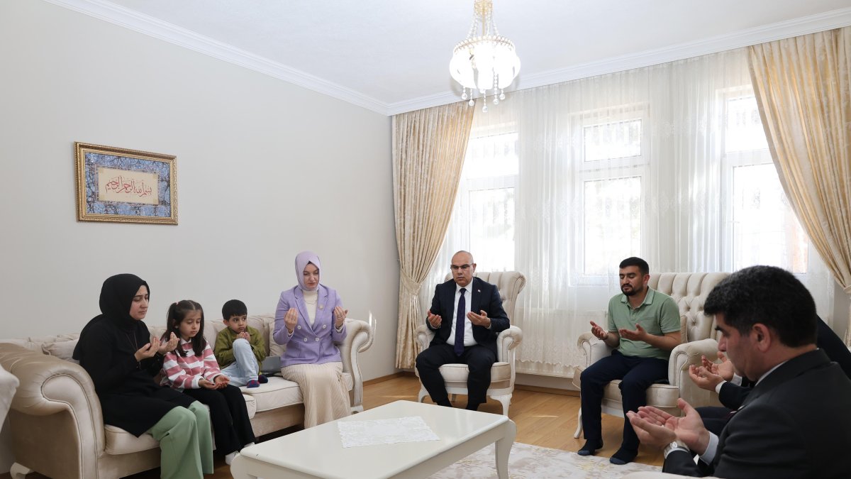 Vali Koç’tan Şehit Teğmen Muhammed Kır’ın Ailesine Ziyaret