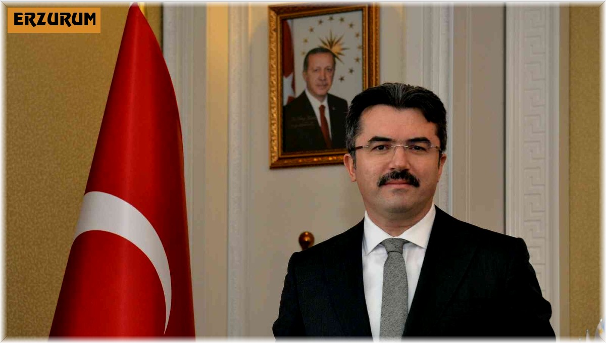 Vali Memiş: "Demokratik hayatın temel unsuru Dünya Basın Özgürlüğü Günü kutlu olsun"