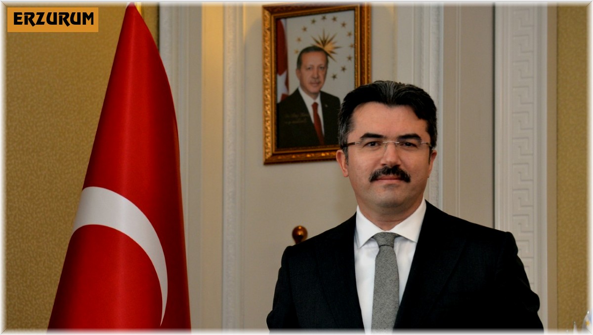 Vali Memiş Eczacılık gününü kutladı