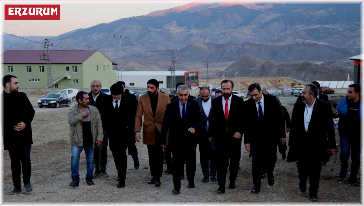 Vali Memiş, Oltu'daki fabrikaları dolaştı