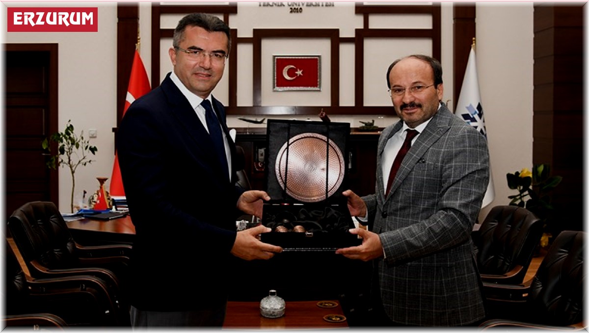 Vali Memiş'ten Rektör Çakmak'a veda ziyareti