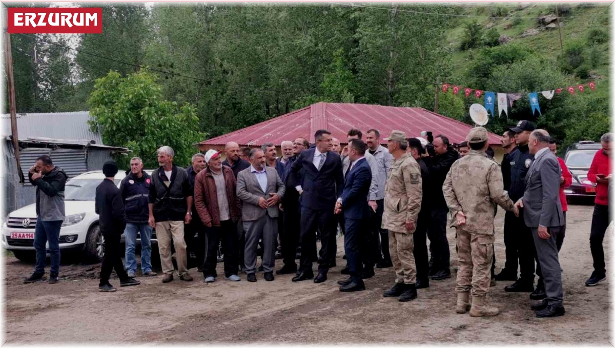 Vali Memiş ve Büyükşehir Belediye Başkanı Sekmen, yangın mağdurlarını dinledi