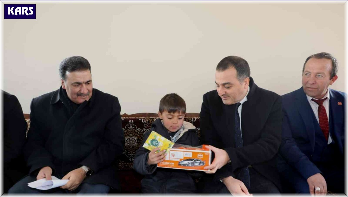 Vali Öksüz'ün köy ziyaretleri devam ediyor