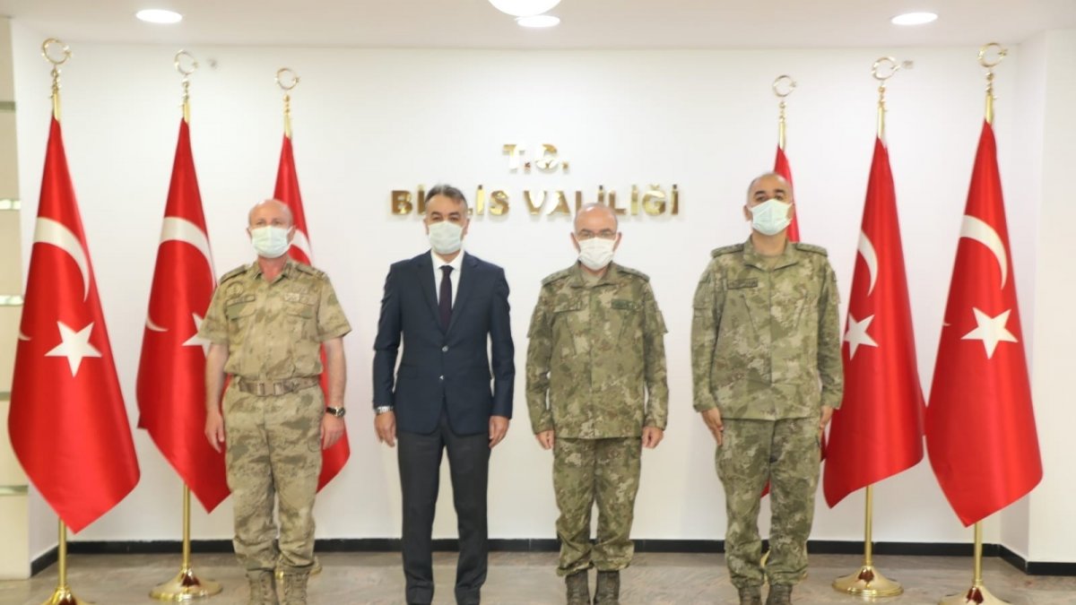 Vali Oktay Çağatay, 3. Ordu Komutanı Öngay'ı kabul etti