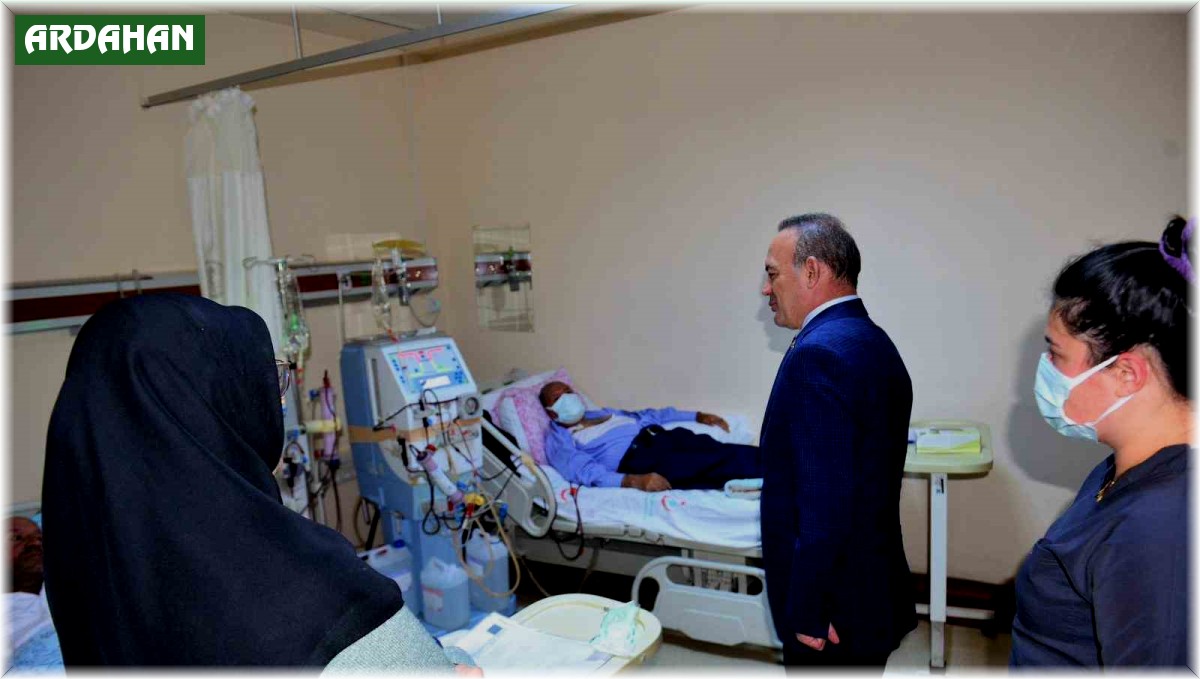 Vali Öner, yol kontrol noktalarını ziyaret etti