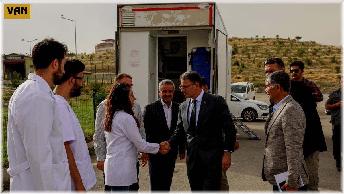 Vali Ozan Balcı: "Van'da hayvan birliği kuruyoruz"