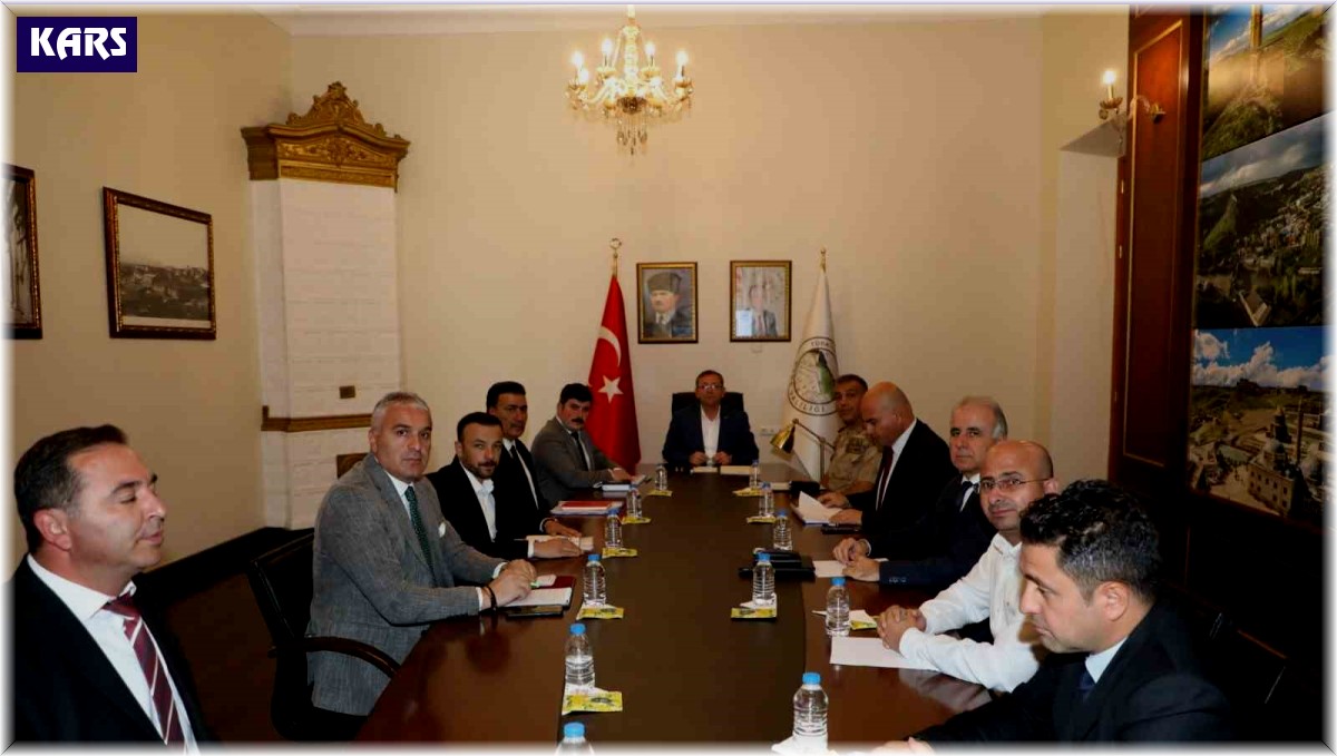 Vali Polat eğitim-öğretim tedbirlerini masaya yatırdı