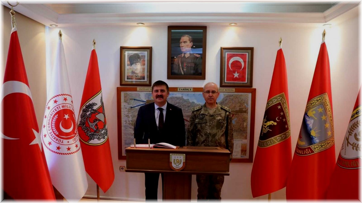 Vali Sarıibrahim'den Tuğgeneral Özbakır'a iade-i ziyaret