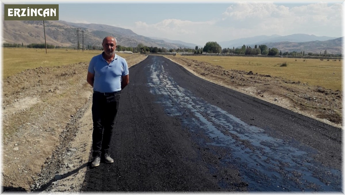 Vali talimat verdi, teröre verilen ilk şehidin kabrine giden yol asfalta kavuştu