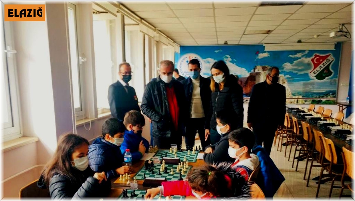 Vali Toraman, spor tesislerini inceledi