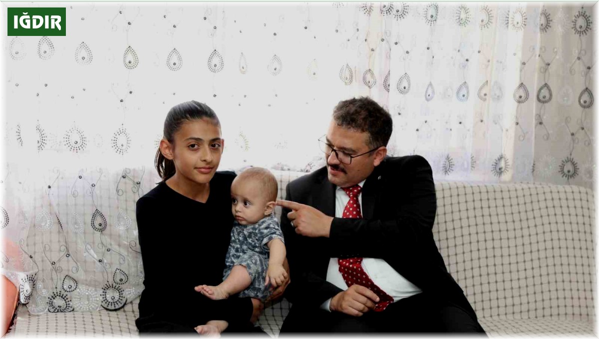 Vali Turan'dan ev ziyaretleri