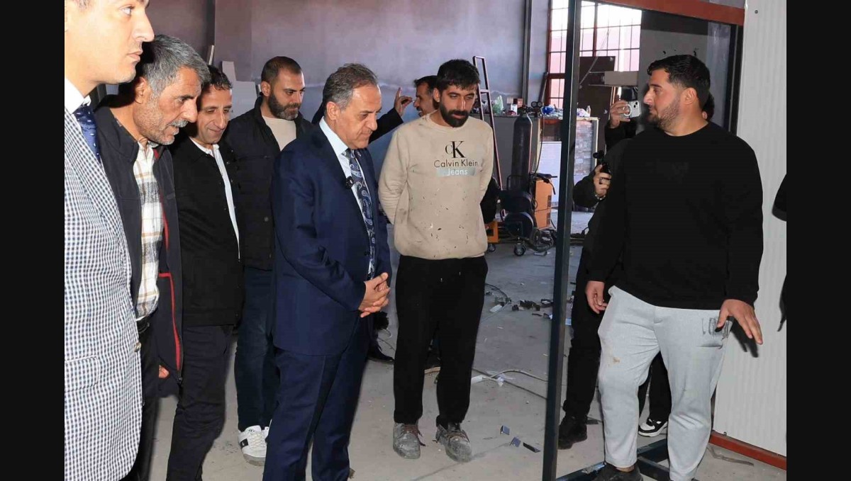 Vali Usta, asfalt çalışmalarını inceledi