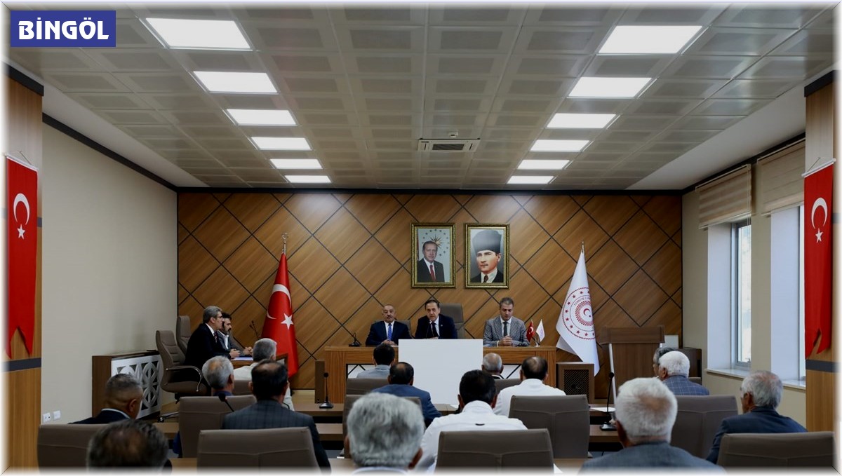 Vali Usta, projeler hakkında bilgi aldı